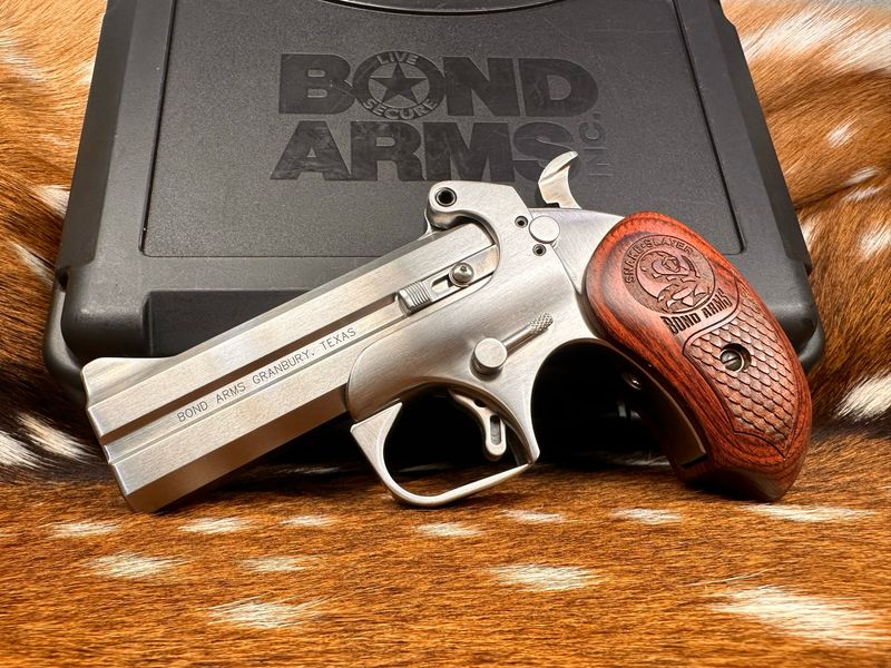 Bond Arms Snake Slayer IV — .45 Colt / .410 Bond Arms Snake Slayer IV — .45 Colt / .410