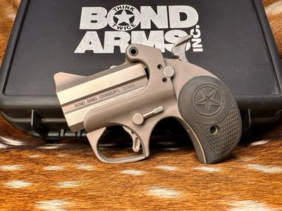 Bond Arms Roughneck – .45 ACP