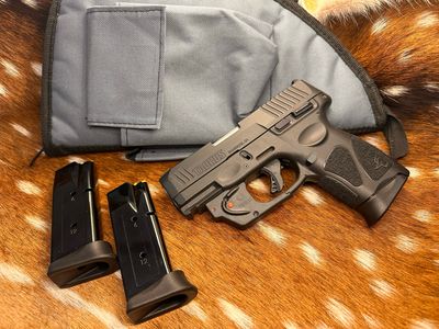 Taurus G3C — 9×19 mm — with Viridian Red Dot