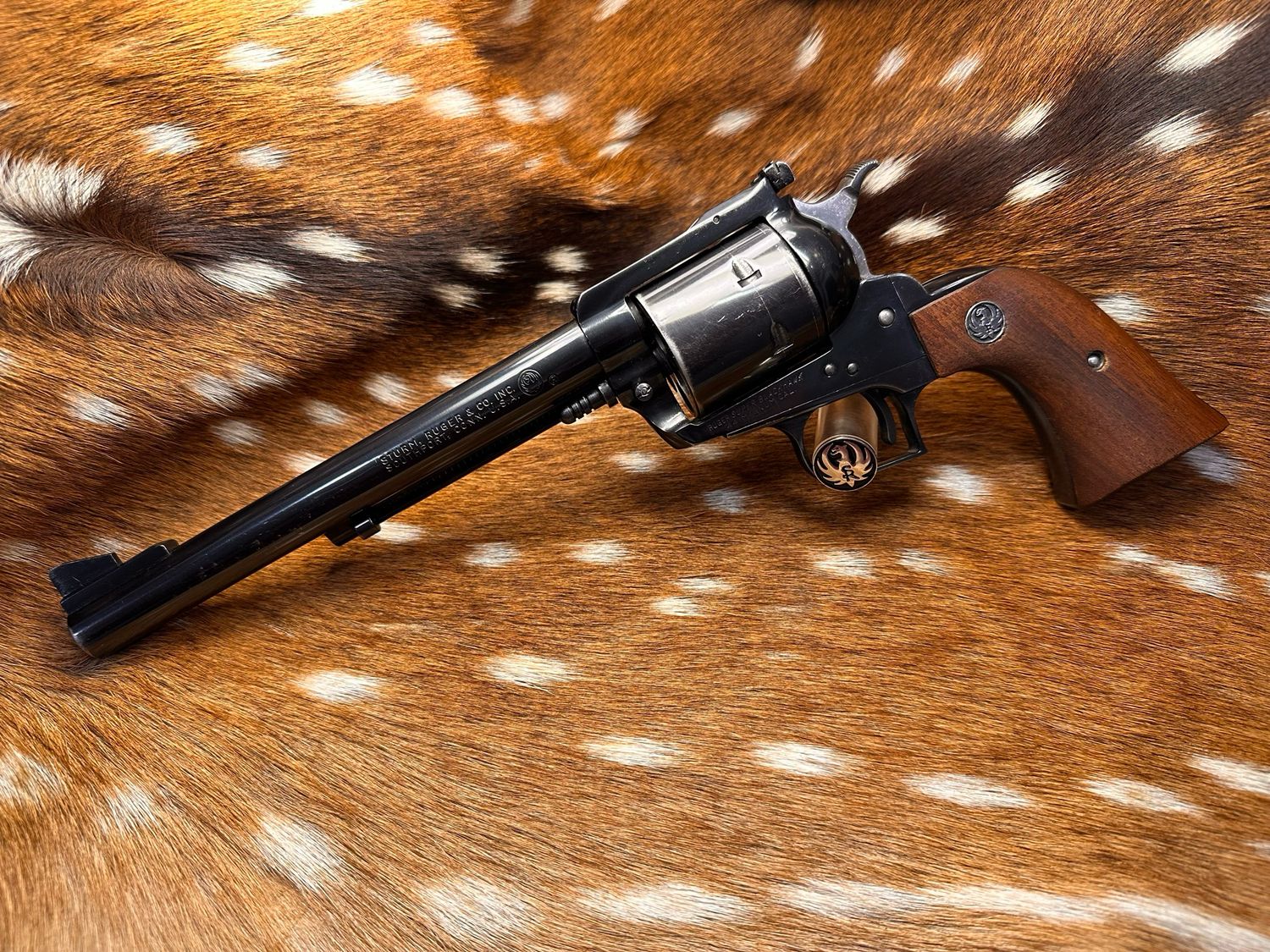 Ruger Old Model Super Blackhawk .44 Magnum Revolver Ruger Old Model Super Blackhawk .44 Magnum Revolver