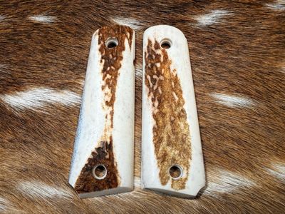 Traditional 1911 Stag Grips