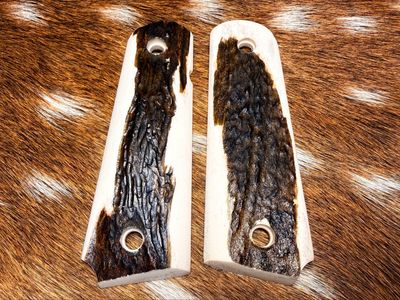 Traditional 1911 Stag Grips