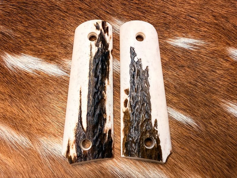 Traditional 1911 Stag Grips