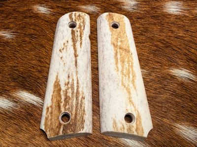 Traditional 1911 Stag Grips