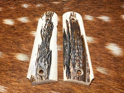 Traditional 1911 Stag Grips Traditional 1911 Stag Grips