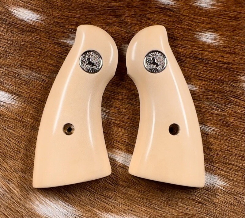 New Model Colt Python Holly Wood Grips New Model Colt Python Holly Wood Grips