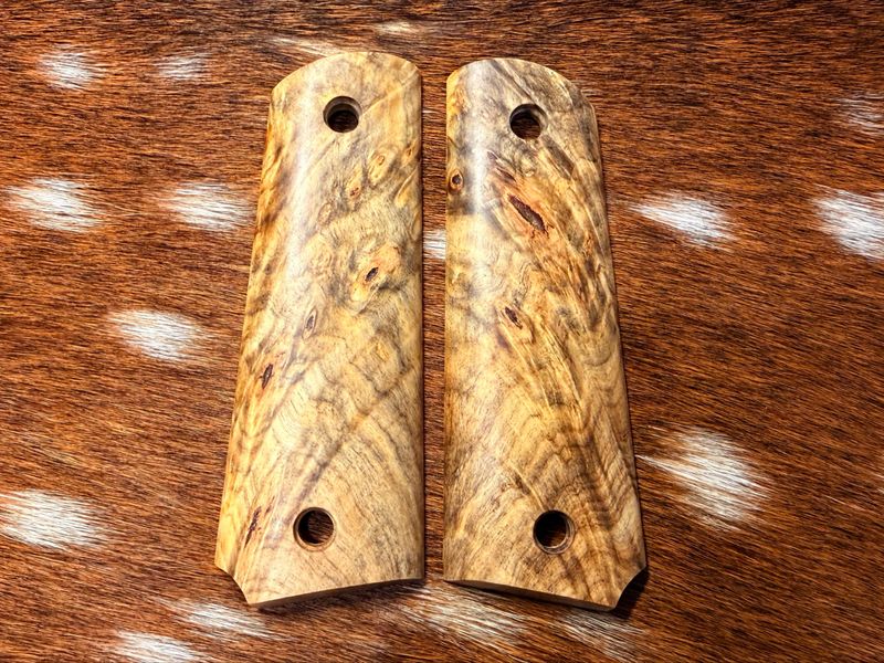 Traditional 1911 High Grade Hand-Select Buckeye Burl Grips