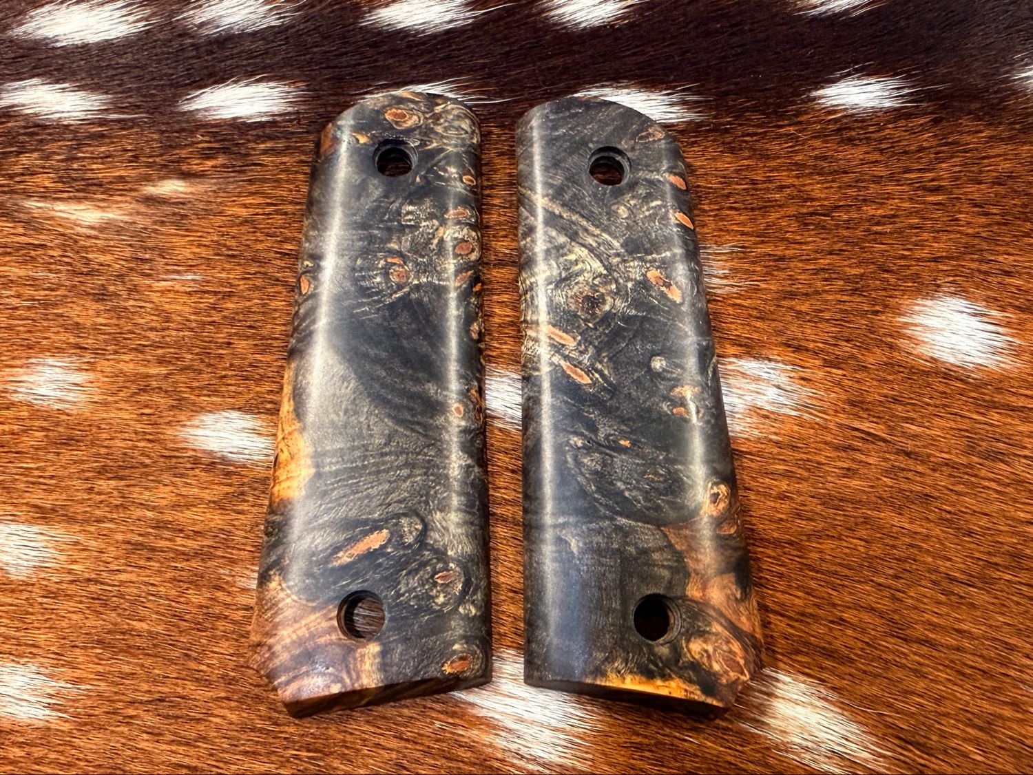 Traditional 1911 High Grade Hand-Select Buckeye Burl Grips