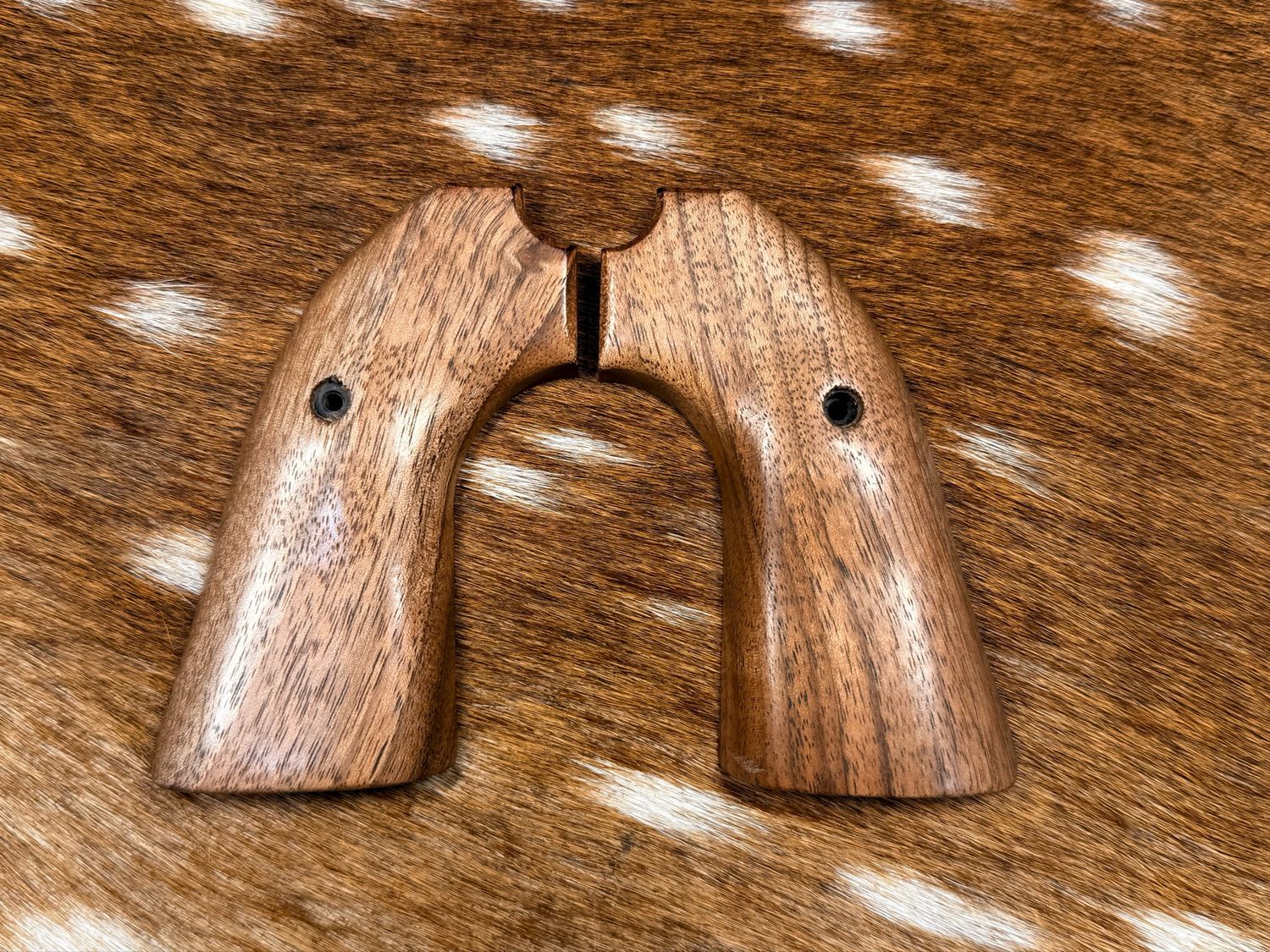 Ruger Bisley Walnut Grips