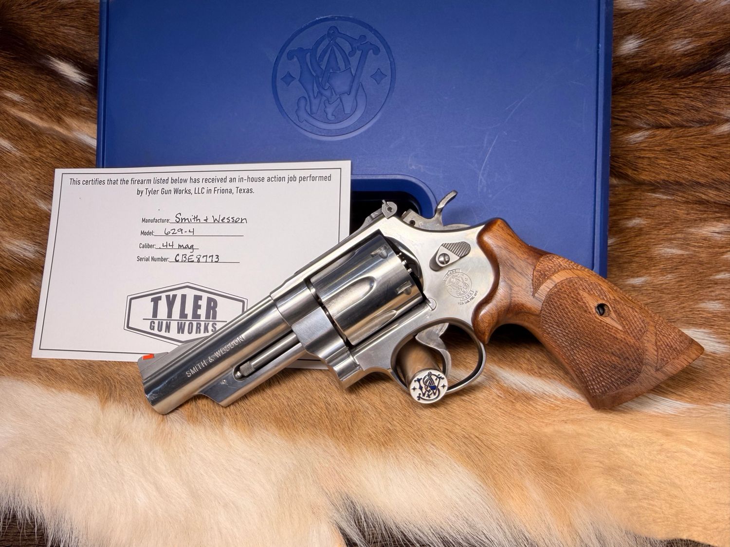 Pre-Lock Smith & Wesson Model 629-4 .44 Magnum Revolver with Action Job and Hand Checkered TGW Ropers Pre-Lock Smith & Wesson Model 629-4 .44 Magnum Revolver with Action Job and Hand Checkered TGW Ropers