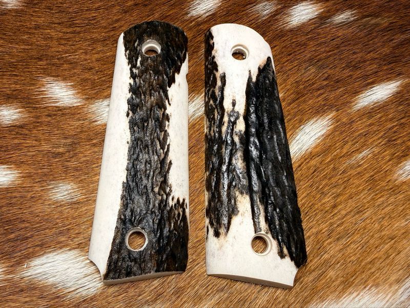 Traditional 1911 Stag Grips