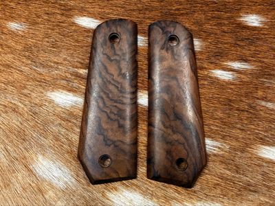 Full Size 1911 Walnut Grips for Bobtail Models