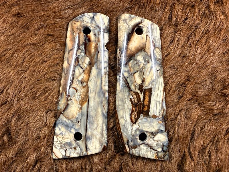 Magwell Mammoth Ivory Fusion Grips for 1911