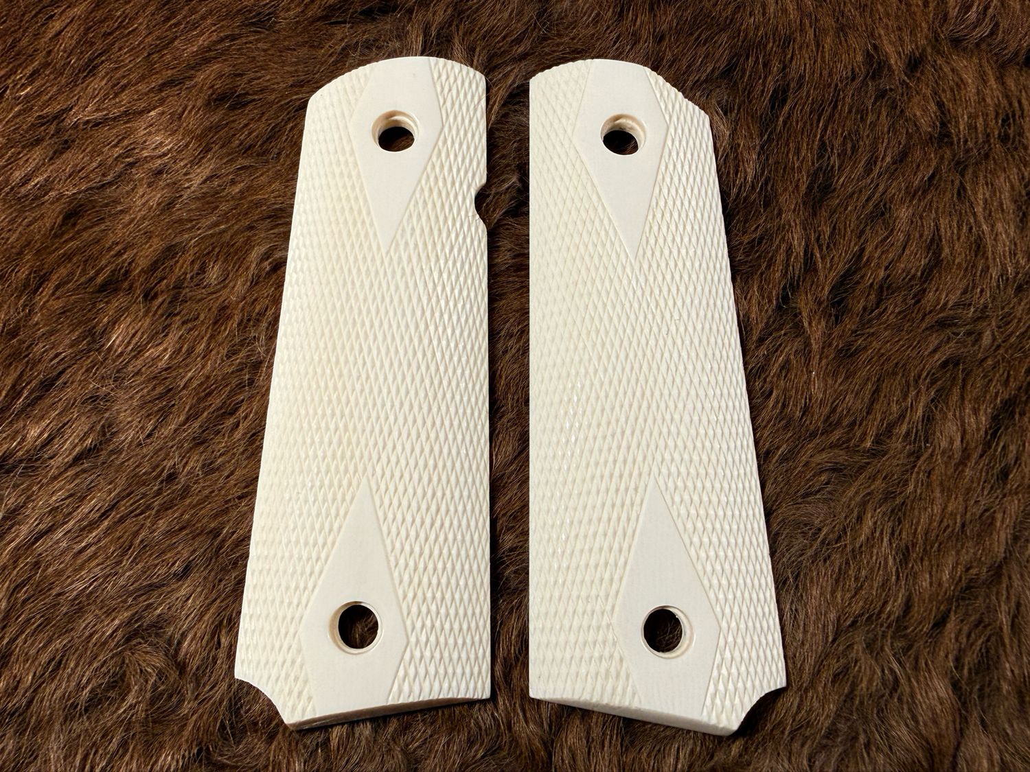 Checkered White Ivory Grips for 1911 (AVAILABLE TO TEXAS RESIDENTS ONLY)