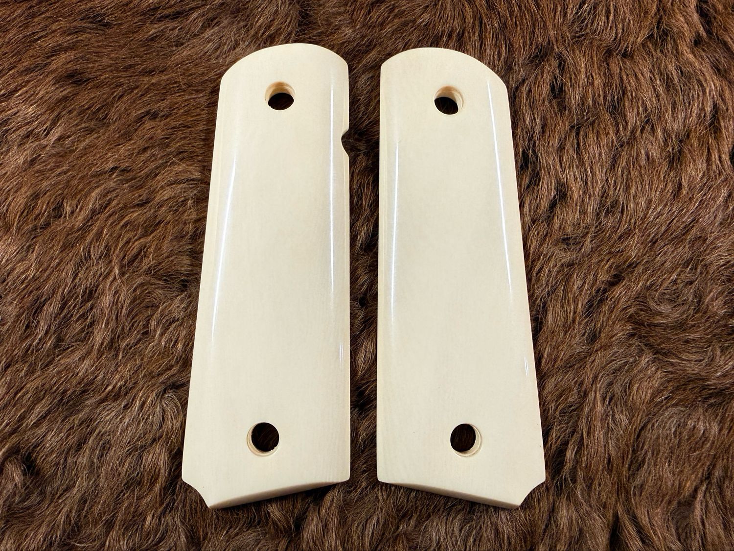 White Ivory Grips for 1911 (AVAILABLE TO TEXAS RESIDENTS ONLY)