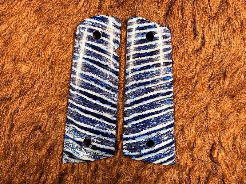 Magwell Mammoth Tooth Grips for 1911