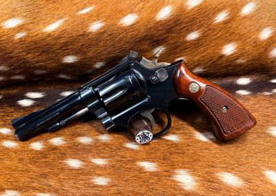 Pre-Lock Smith & Wesson Model 18-4 K-22 Combat Masterpiece Revolver – .22 LR