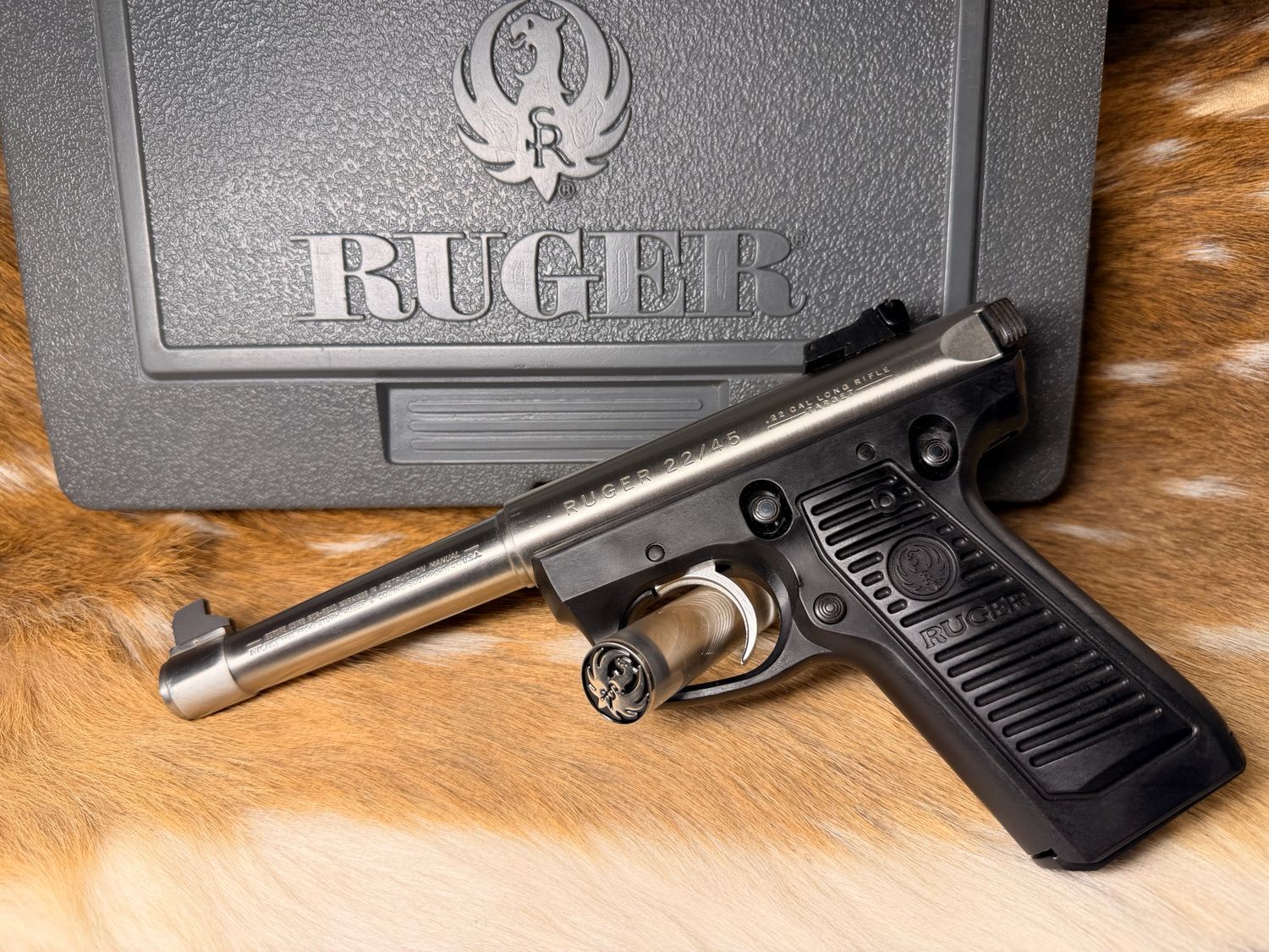 Ruger 22/45 Target Pistol – .22 LR – Mark II Era – Like New in Box