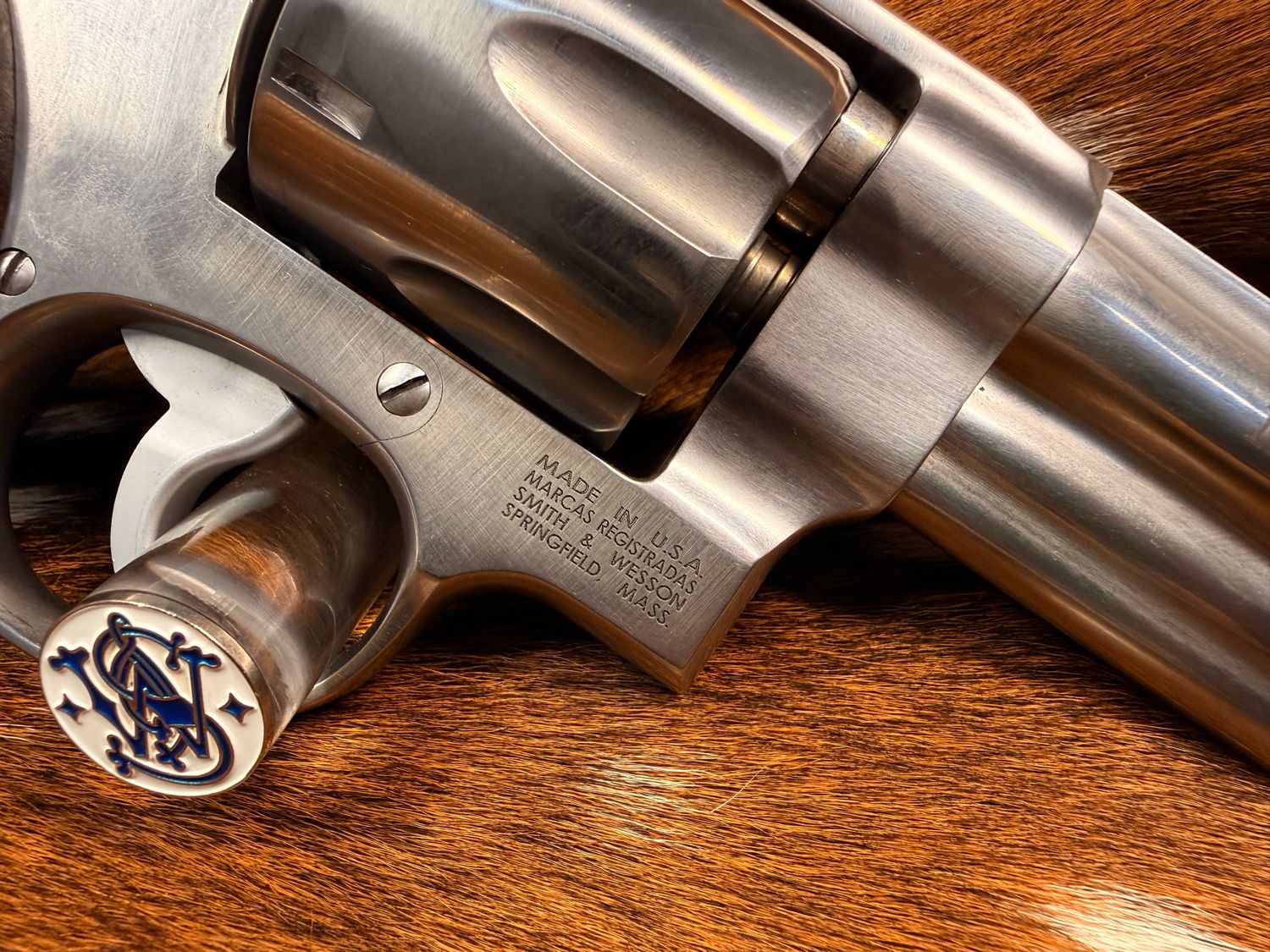 Lipsey's Exclusive Smith & Wesson Model 610-4 4