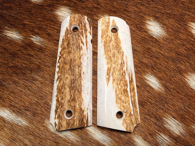 Traditional 1911 Stag Grips
