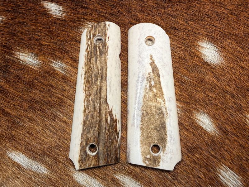Traditional 1911 Stag Grips