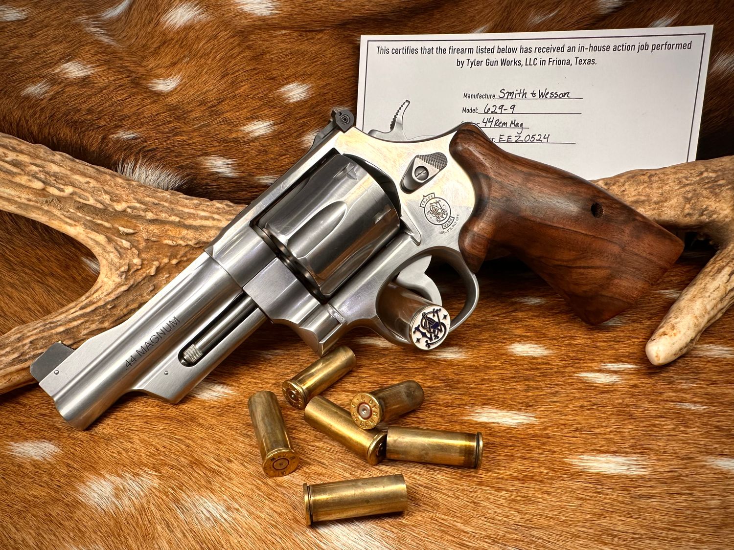 Lipsey's Exclusive Smith & Wesson Model 629-9 4 Lipsey's Exclusive Smith & Wesson Model 629-9 4" .44 Rem Mag Mountain Gun