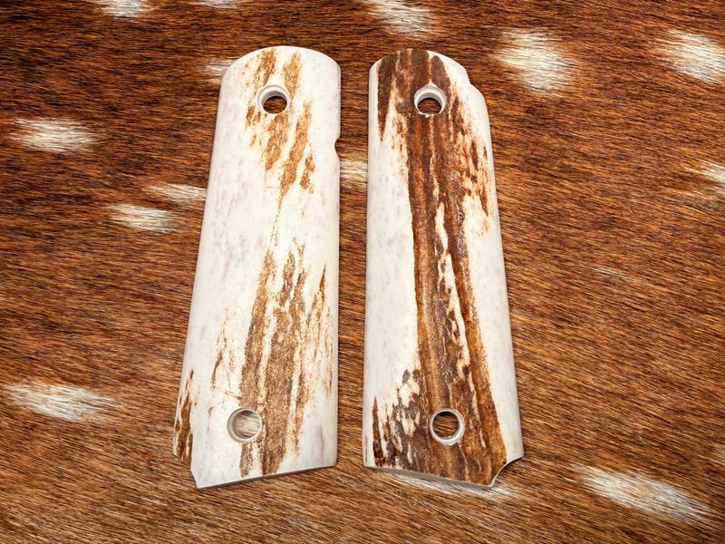 Traditional 1911 Stag Grips