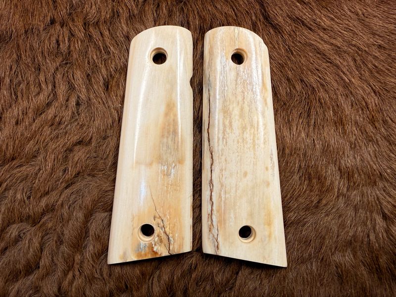 Magwell Mammoth Ivory Grips for 1911 Magwell Mammoth Ivory Grips for 1911