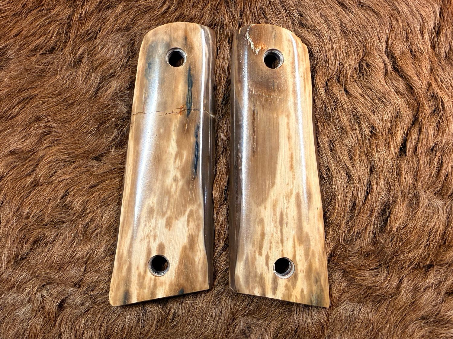 Magwell Mammoth Ivory Grips for 1911