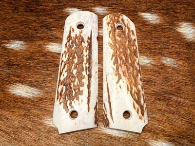 Traditional 1911 Stag Grips