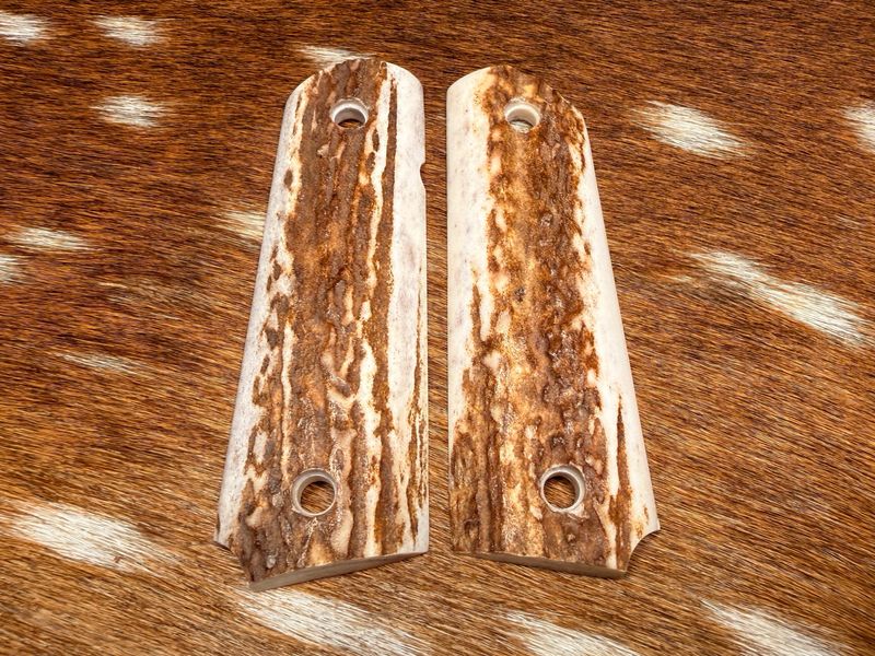 Traditional 1911 Stag Grips