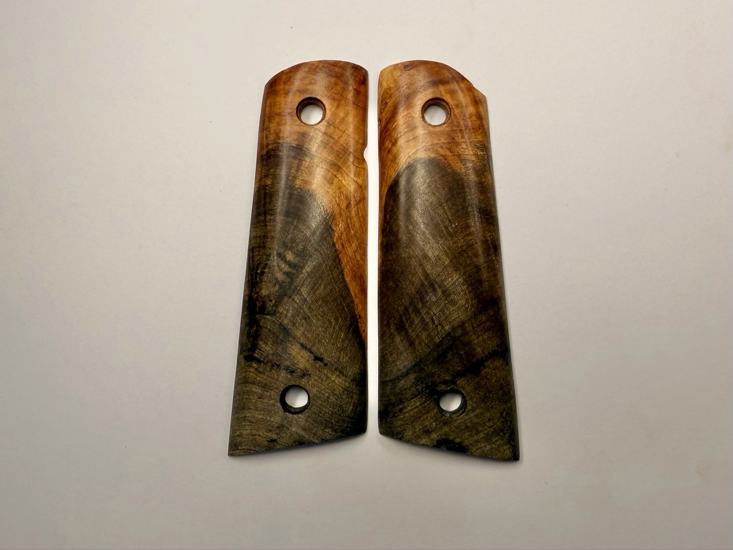 Magwell Buckeye Burl Grips for 1911 Magwell Buckeye Burl Grips for 1911