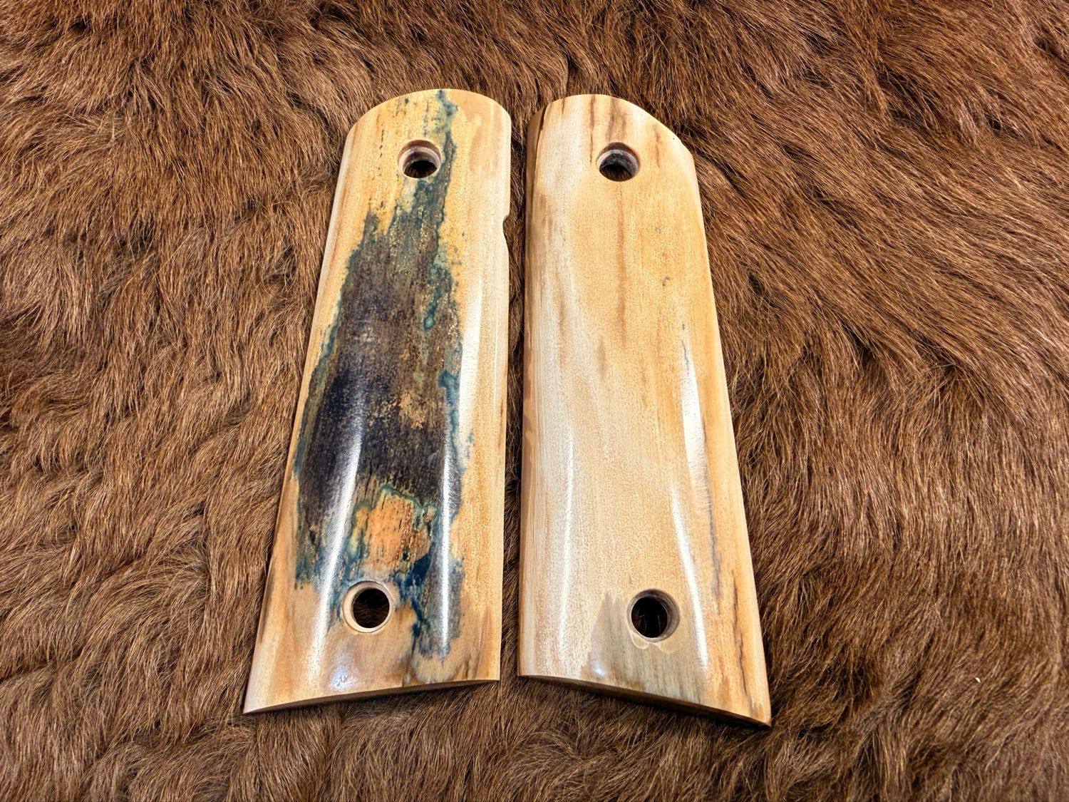 Magwell Mammoth Ivory Grips for 1911 Magwell Mammoth Ivory Grips for 1911
