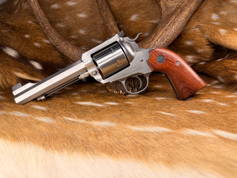 Clements Custom Ruger New Model Super Blackhawk – .44 Magnum