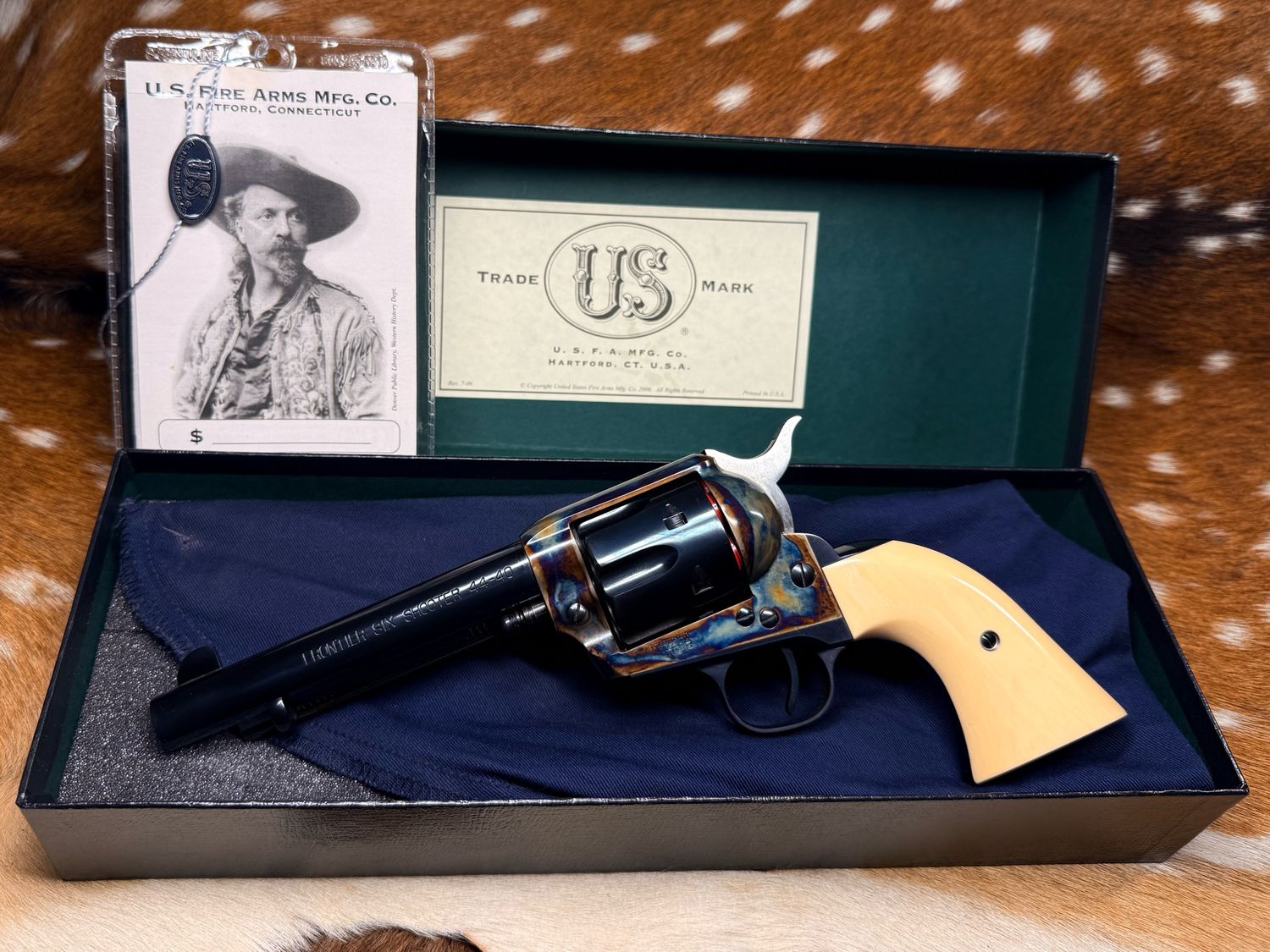 U.S.F.A. Frontier Six Shooter .44-40 WCF U.S.F.A. Frontier Six Shooter .44-40 WCF