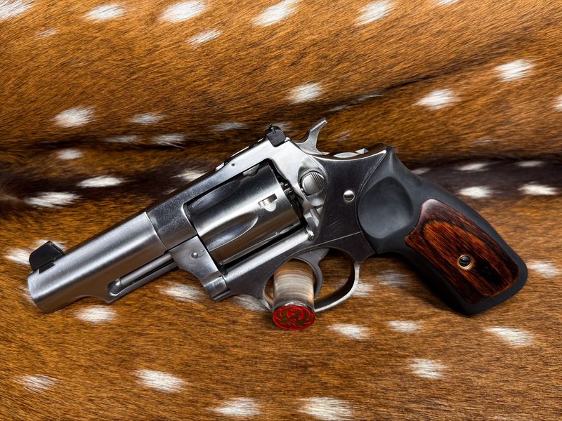 Ruger SP101 .327 Federal Magnum 3.06 Ruger SP101 .327 Federal Magnum 3.06" Revolver – Satin Stainless