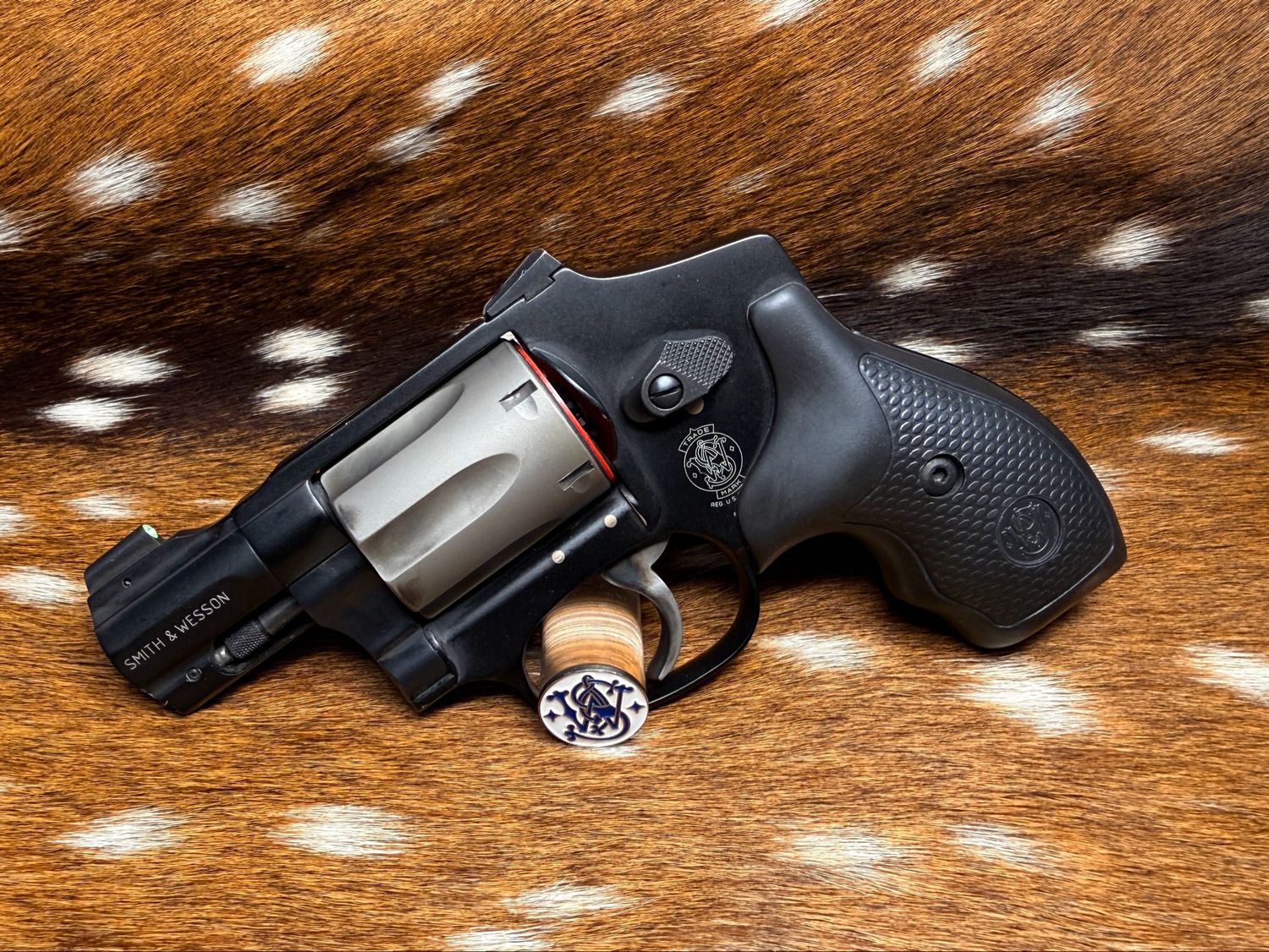 ​Smith & Wesson 432-UC Ultimate Carry .32 H&R Magnum Revolver - Matte Black
