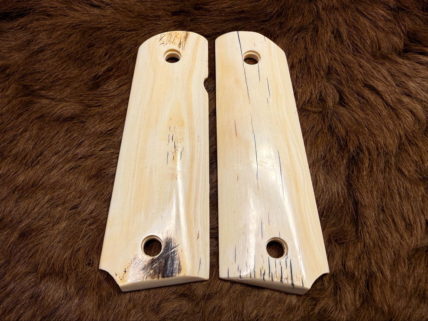 White Ivory Grips with Rare Bark for 1911 (AVAILABLE TO TEXAS RESIDENTS ONLY) White Ivory Grips with Rare Bark for 1911 (AVAILABLE TO TEXAS RESIDENTS ONLY)