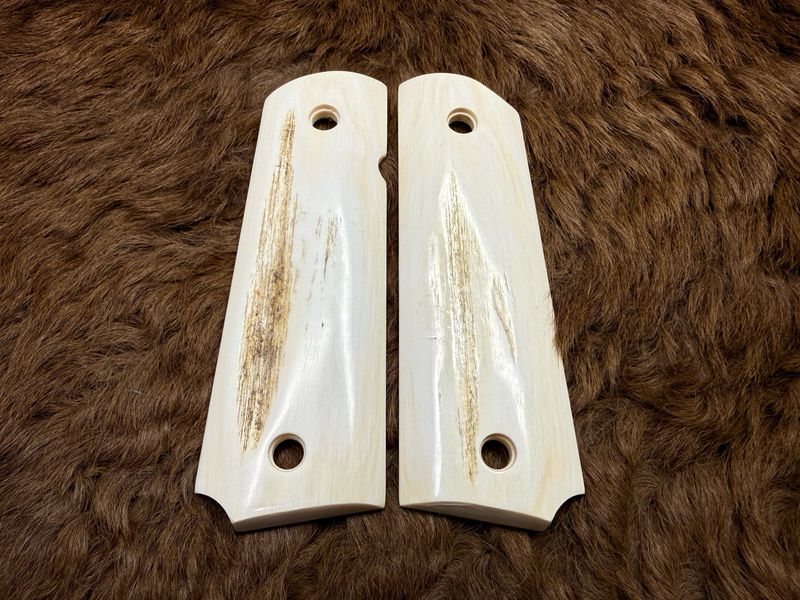 White Ivory Grips with Rare Bark for 1911 (AVAILABLE TO TEXAS RESIDENTS ONLY) White Ivory Grips with Rare Bark for 1911 (AVAILABLE TO TEXAS RESIDENTS ONLY)