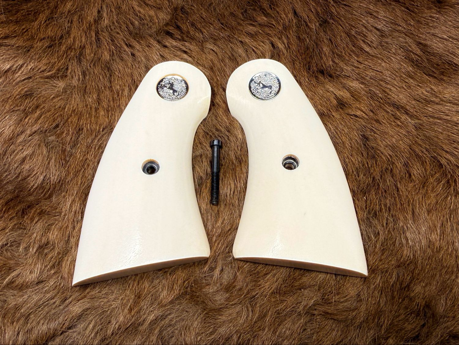 Colt White Ivory Grips for Python Service Model (AVAILABLE TO TEXAS RESIDENTS ONLY) Colt White Ivory Grips for Python Service Model (AVAILABLE TO TEXAS RESIDENTS ONLY)
