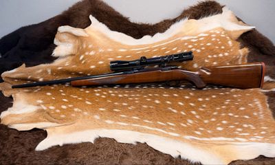Ruger M77 Bolt-Action Rifle .22-250 with Scope Ruger M77 Bolt-Action Rifle .22-250 with Scope