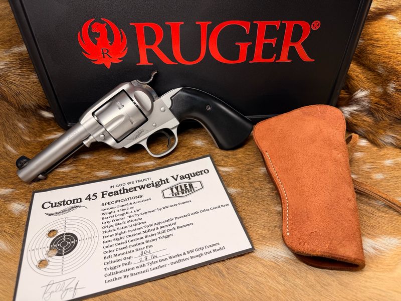 TGW Custom 45 Featherweight Vaquero