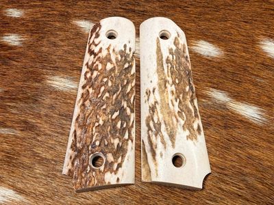 Traditional 1911 Stag Grips Traditional 1911 Stag Grips