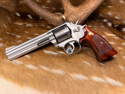 Pre-Lock Smith & Wesson Model 686 No-Dash .357 Magnum Pre-Lock Smith & Wesson Model 686 No-Dash .357 Magnum