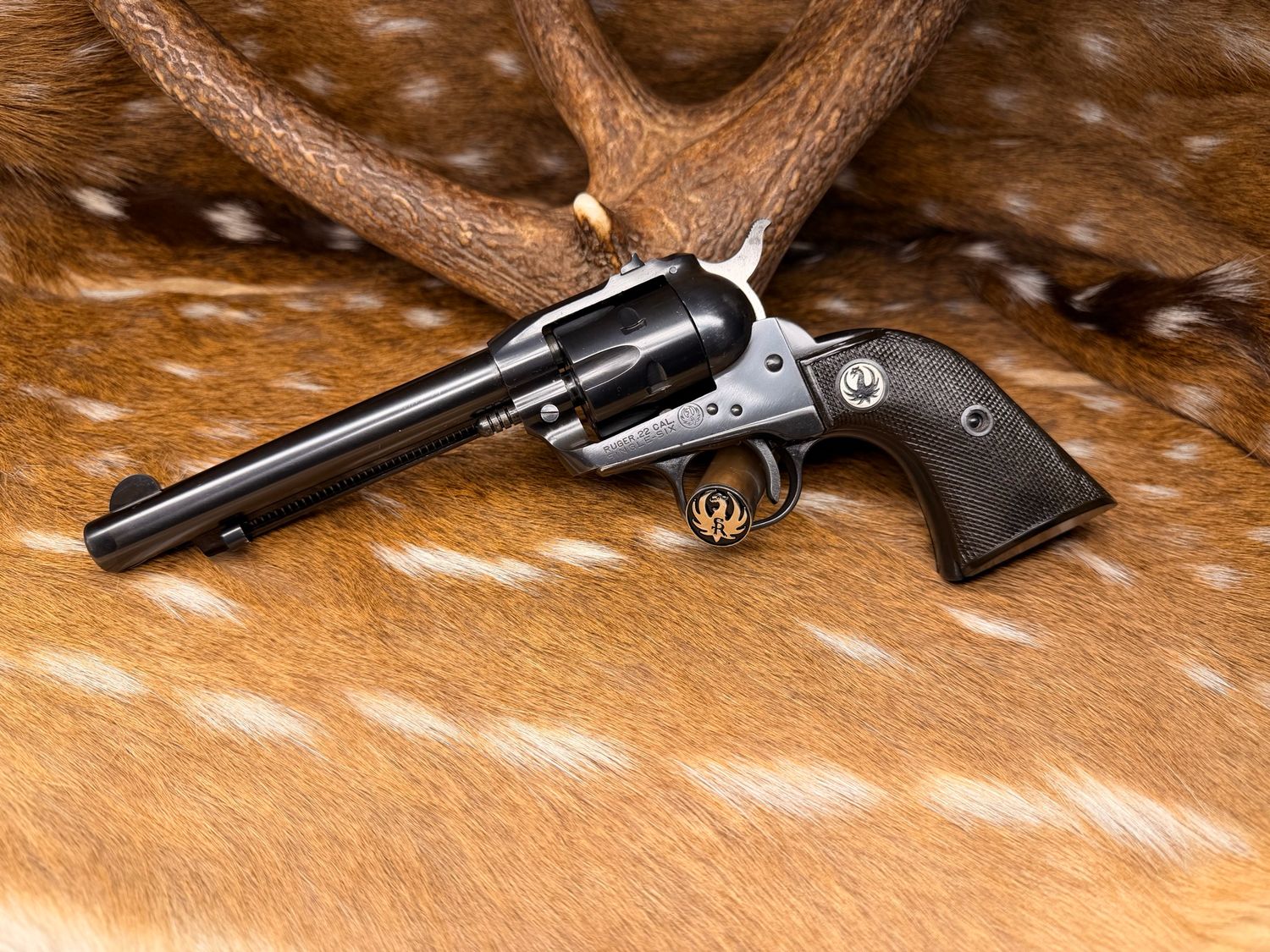 Ruger Old Model 3-Screw Single-Six .22 LR Flat Latch Revolver Ruger Old Model 3-Screw Single-Six .22 LR Flat Latch Revolver