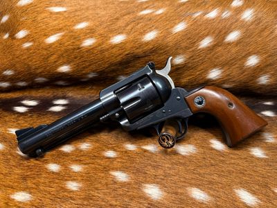 Ruger Old Model 3-Screw Blackhawk .357 Magnum – 4-5/8 Ruger Old Model 3-Screw Blackhawk .357 Magnum – 4-5/8" Barrel (1966)