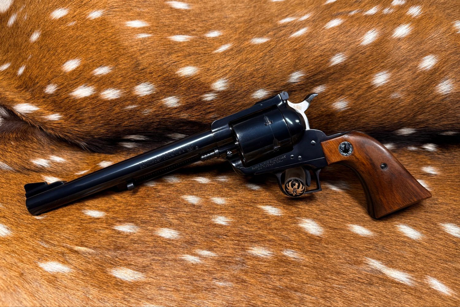 Ruger New Model Super Blackhawk – .44 Magnum Ruger New Model Super Blackhawk – .44 Magnum
