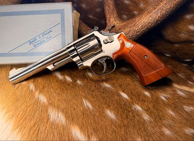 Pre-Lock Smith & Wesson Model 19-4 Combat Magnum .357 Magnum with Box Pre-Lock Smith & Wesson Model 19-4 Combat Magnum .357 Magnum with Box