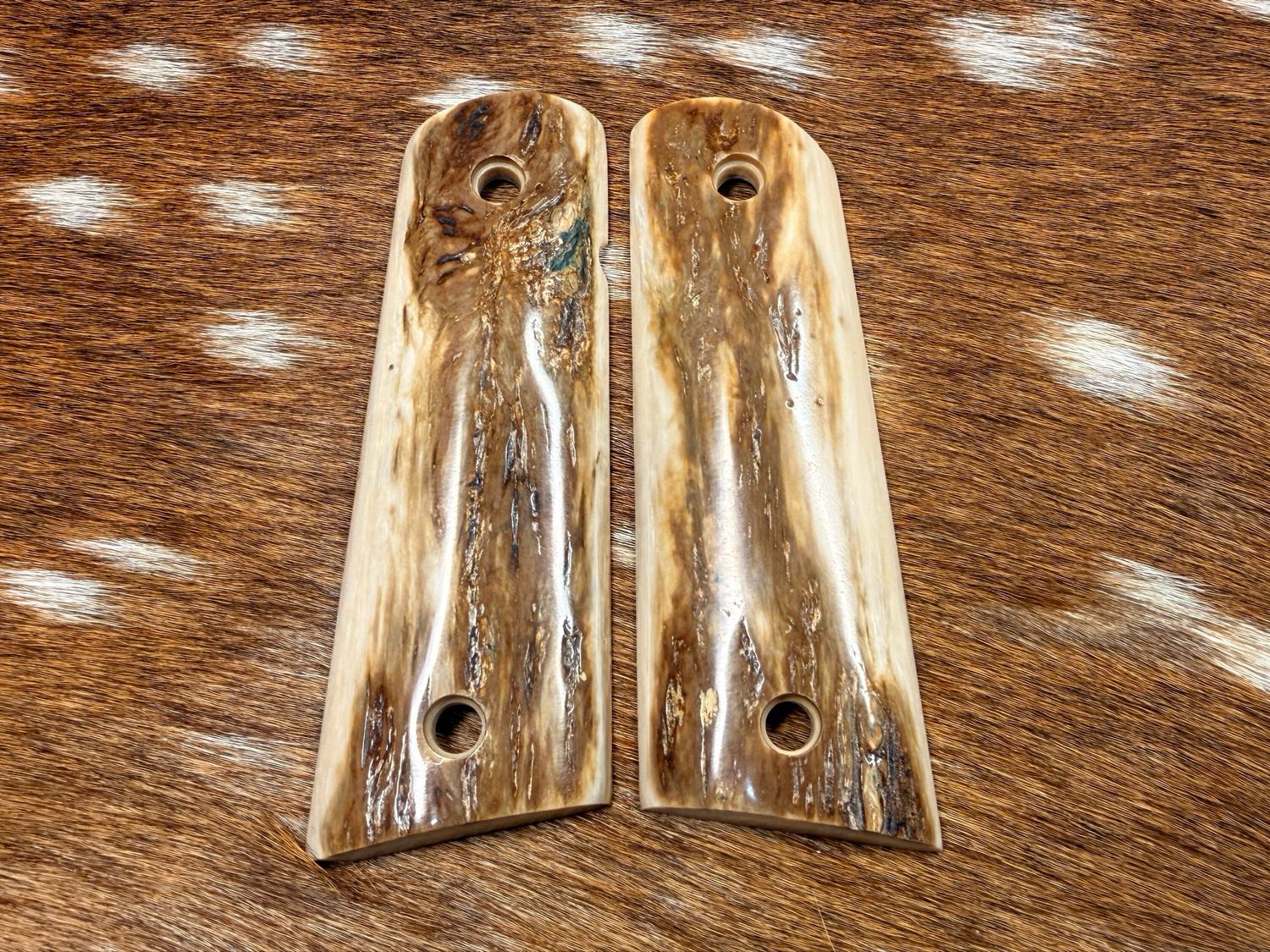 Magwell Mammoth Ivory Grips for 1911