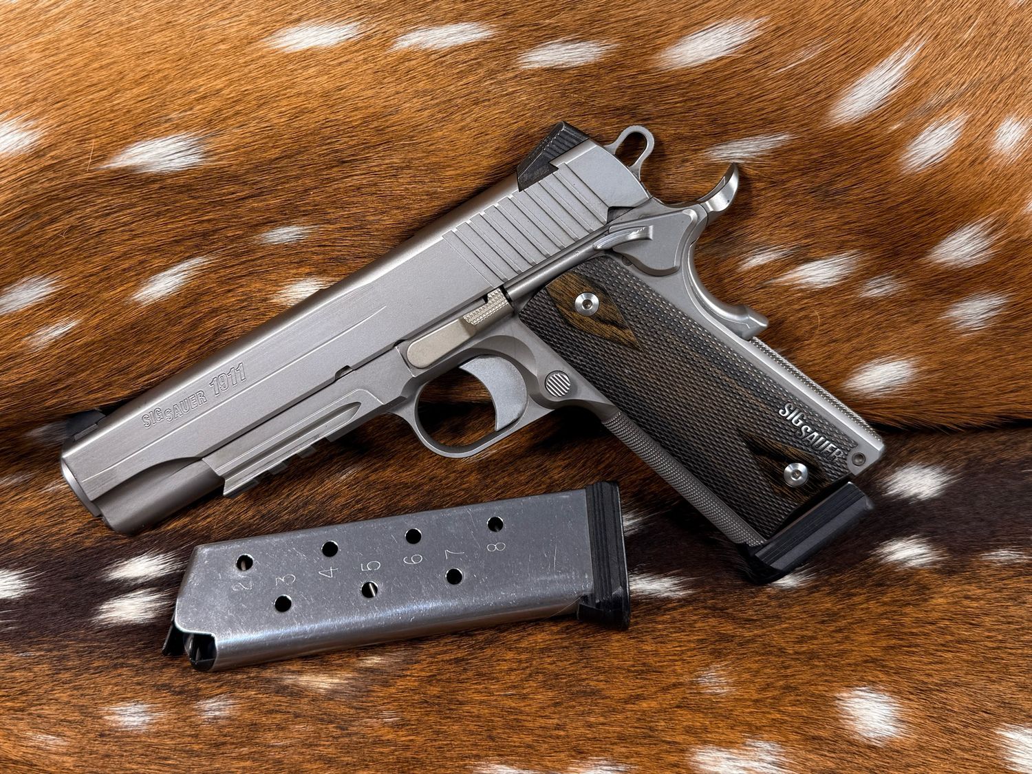 SIG Sauer 1911 .45 Auto Pistol SIG Sauer 1911 .45 Auto Pistol